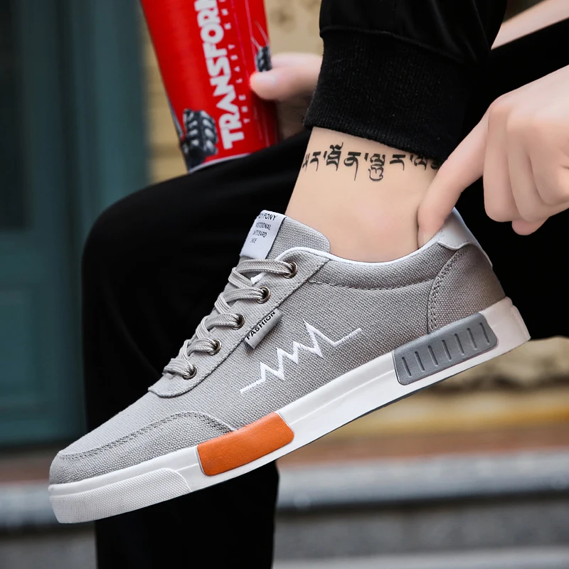 New 2018 Spring Summer Canvas Shoes Men Sneakers Low top Black Shoes Men's Casual Shoes Male Brand Fashion Sneakers shoes men