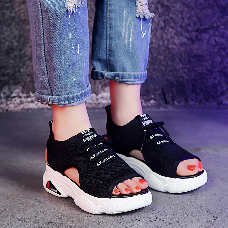 

2019 new ladies casual sandals flip flops summer ladies breathable mesh face gladiator Roman flat shoes sandals ladies