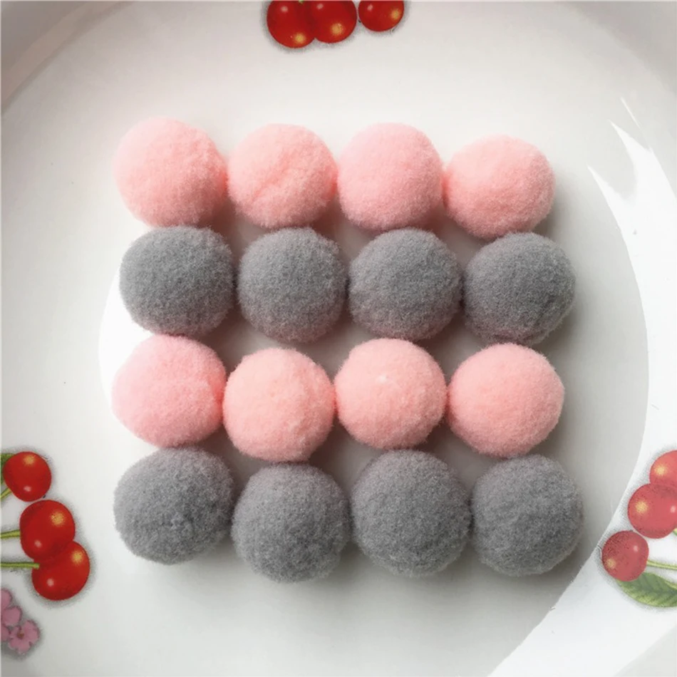50 x PINK 25mm POM POMS