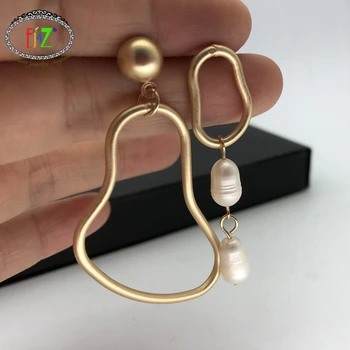 

F.J4Z Top Design Earrings for Women Irregular Shape Alloy Simulated Pearl Women Pendant Earring Accessories pendientes