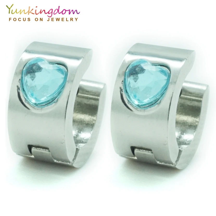 

Yunkingdom good quality heart earring light blue cubic zirconia hoop earrings for women stainless steel jewelry UE0182