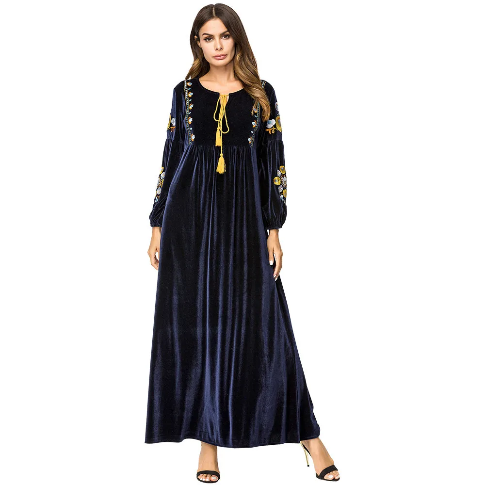 

Autumn Winter Velvet Muslim Dress Women Flowers Embroidery Navy Blue Long Dresses Turkish Robe Islamic Arabic Robe