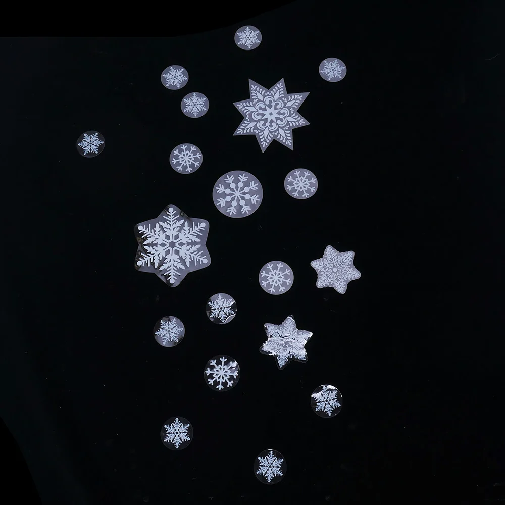 

19 REUSABLE WHITE CHRISTMAS SNOWFLAKES WINDOW STICKERS SELF CLINGS Decorations