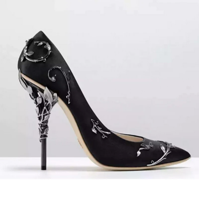 Abesire/Лидер продаж года; женские модельные туфли на очень высоком каблуке с металлическим украшением; свадебные туфли; женские слипоны с острым носком - Цвет: Черный