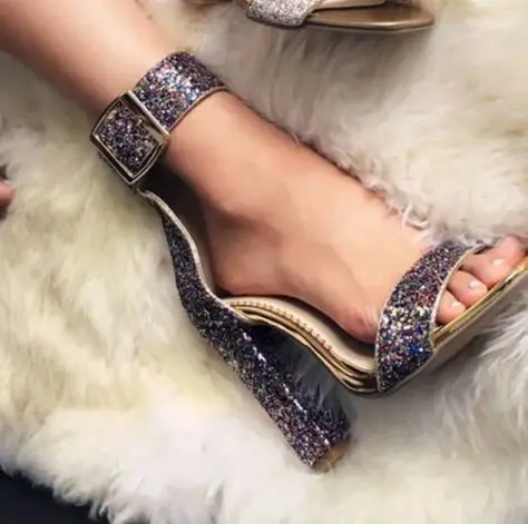 LTARTA 10 см; женские пикантные сандалии осень модная блестящая обувь с пряжкой на высоком тонком каблучке на застежке, обувь из искусственной кожи; Цвет: фиолетовый, с украшением в виде кристаллов квадратном каблуке сандалии на каблуке ZL-660-10