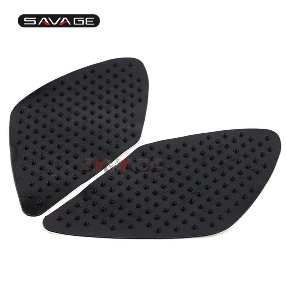 SG1078 Traction tank pads (2)