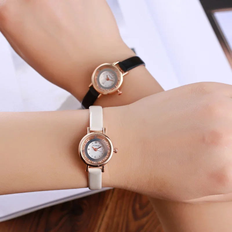 

Exquisite small simple women dress watches retro leather female clock Top brand women's fashion mini design wristwatches clock