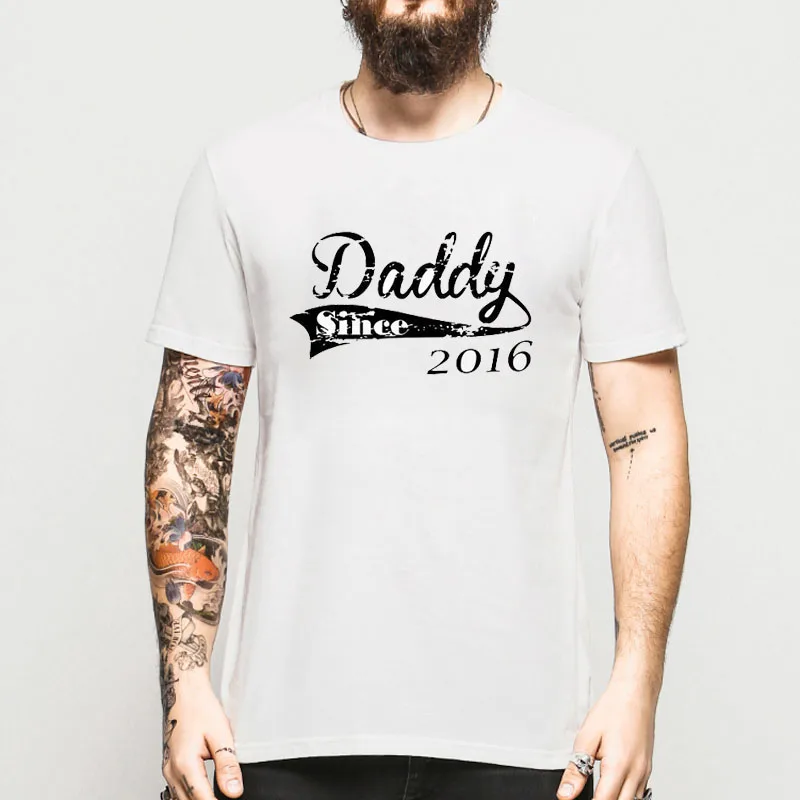 День отцов подарочные футболки Daddy Since (любой год более Размеры и Цвета) для мужчин