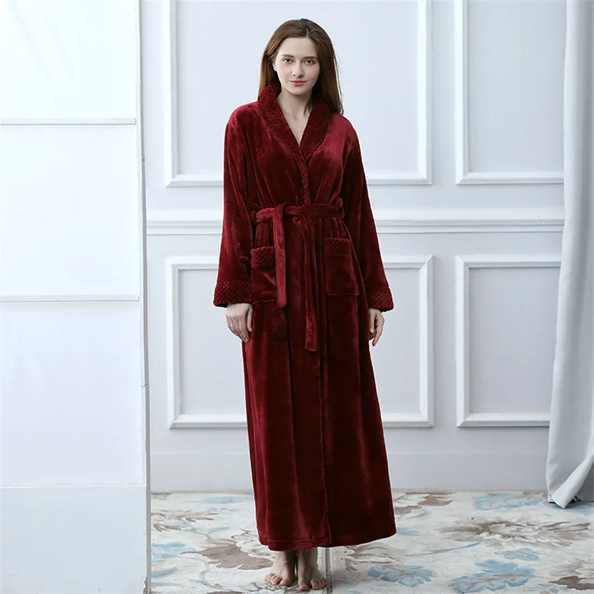 Fashion flannel Bath Robe Man woman towel Bathrobe Velvet Pajamas Body Spa Bath for home Bath Gown Free shipping