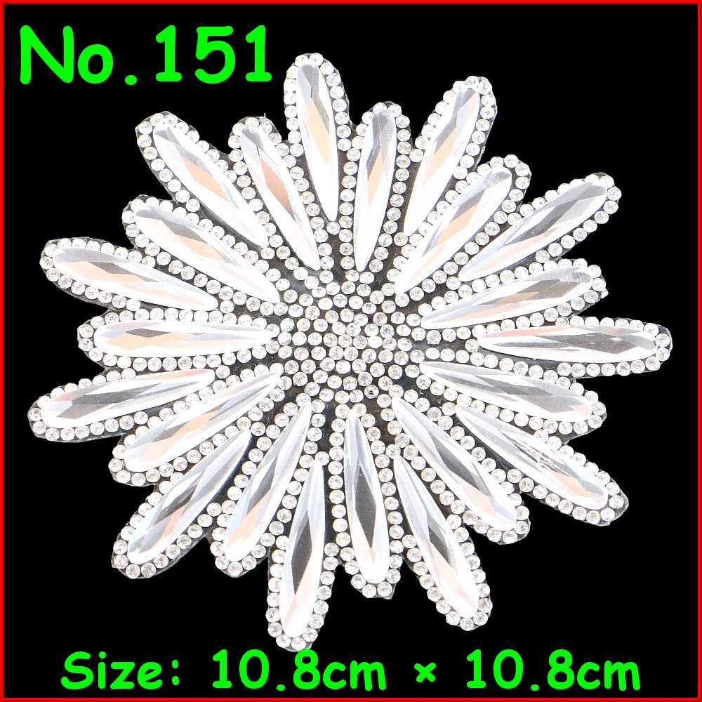 

1 Pcs/Lot Shiny White Gold Flower Motif Rhinestones Hot Fix Iron on Crystal Patch For Women Wedding Dress Clothes DIY Garment