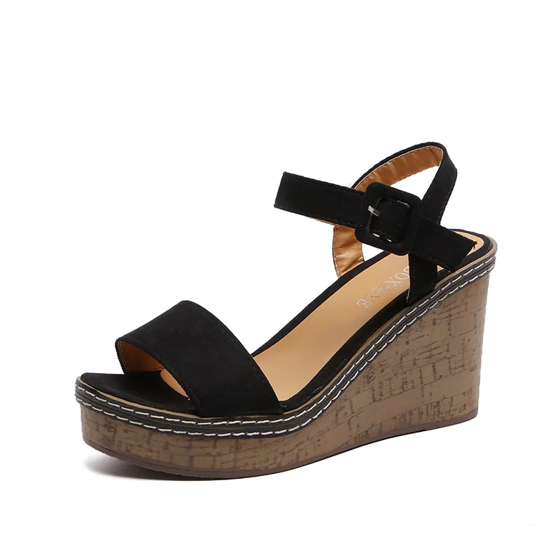 

Wedge sandals female 2019 summer new style with high heel platform shoes platform waterproof platform word buckle sandals