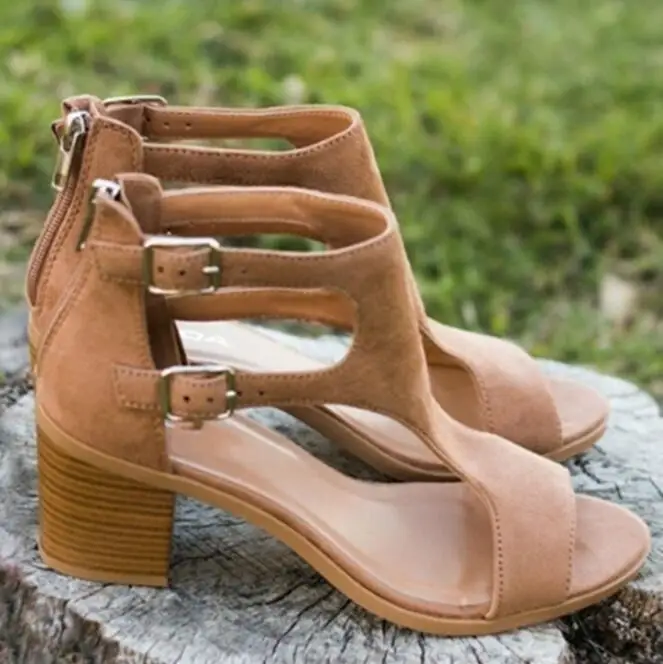 Повседневная Женская обувь в римском стиле, женские сандалии на высоком квадратном каблуке, летние модные сандалии, обувь с открытым носком и молнией сзади, женская обувь* 882