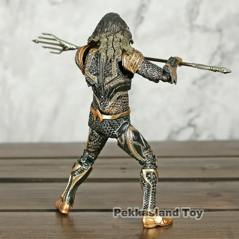 DC COMICS Justice League Super Hero Aquaman MAFEX 061 PVC Action Figure Collectible Model Toys Doll