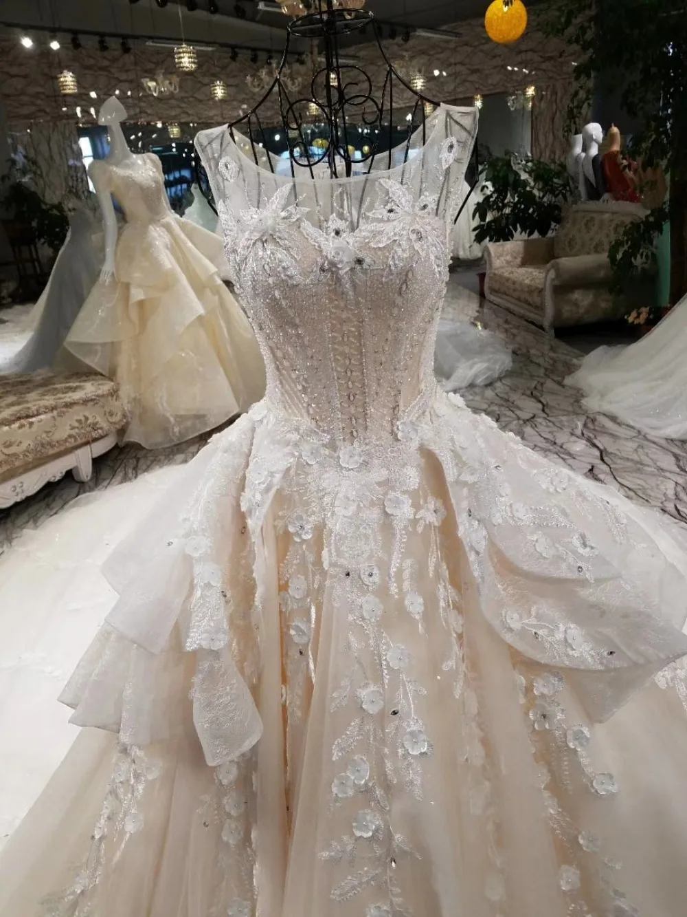 Vestido de Casamento Com Renda 2018 бальное платье со шнуровкой сзади Бисероплетение Свадебные платья со стразами с длинной накидкой реальные фотографии