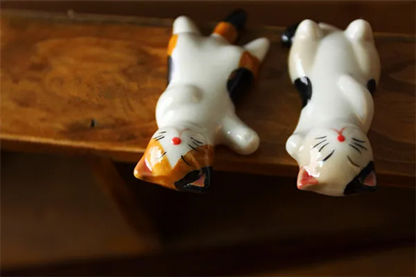 Cute Japan Lucky Cats Kitten Chopsticks Stand Rest Ceramic Figure Toys 6pcs - 10