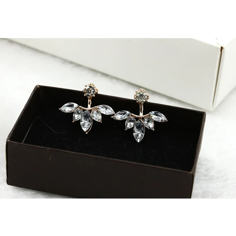 Женские серьги гвоздики с цветком из кристаллов Сережки для пирсинга e012|crystal flower