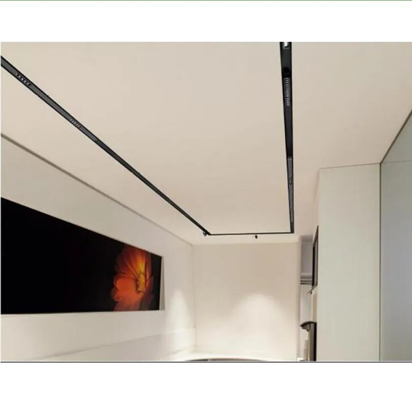 флекси световые линии профиль для натяжных потолков. флекси профиль для натяжных потолков. парящие потолки. линейные светильники для натяжных потолков. флекси световые линии 30мм на натяжном потолке рассеиватель.