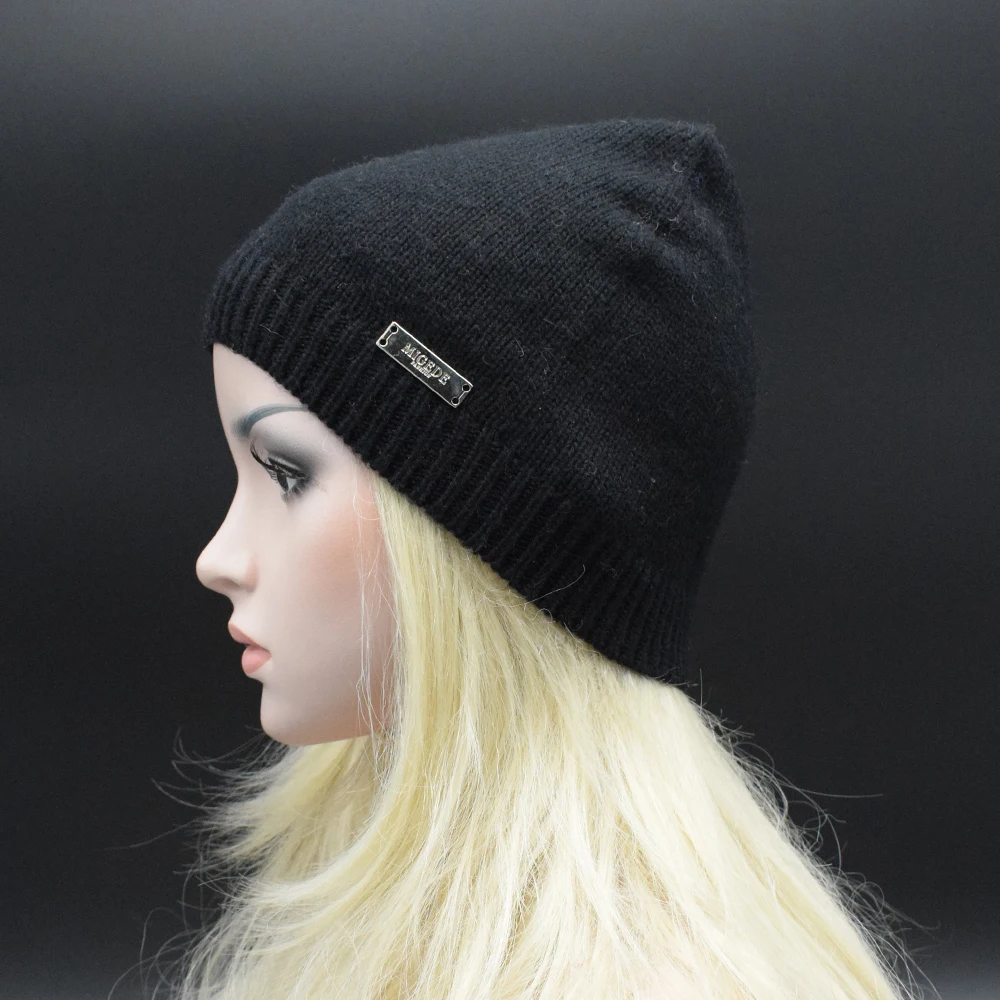 2017 New Solid Adult Women Casual wool Beanie Lady Knitted cap female Beanies fashion skullies casual