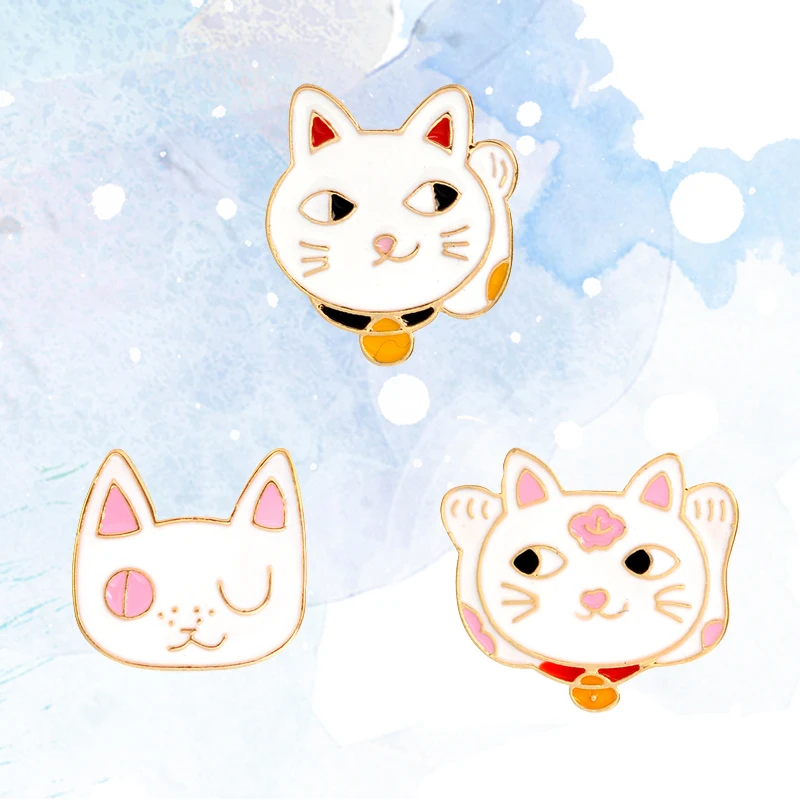 Забавный мультфильм белый Maneki Neko шпилька с подвеской «Кот» Эмаль Булавка кошка брошь японская удача кошка ювелирные изделия значок Lapin Pin