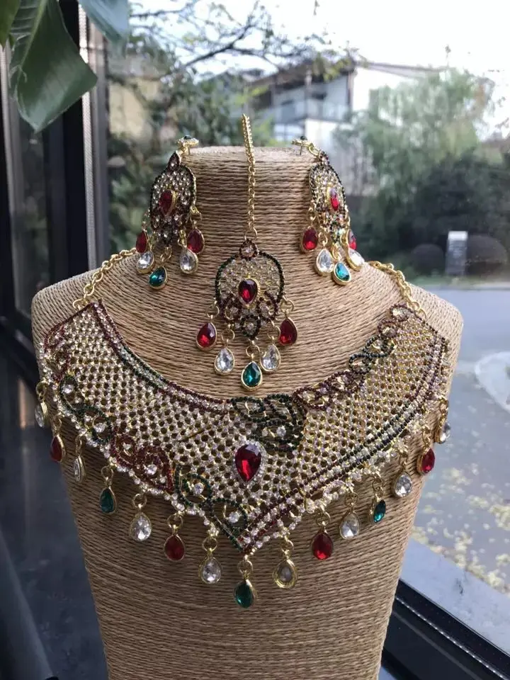 

India style Necklace Earrings Headdress jewelry sets Bridal wedding Party Necklace Water Drop Type Gold Crystal Wedding Gifts