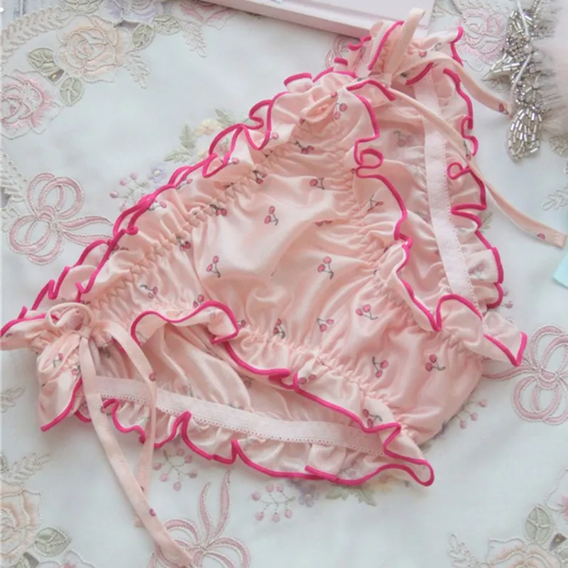 

2019 Japanese Style Cute Milk Silk Cherry Print Women Underwear Sweet Lovely Girl Panties Soft Lady Breifs