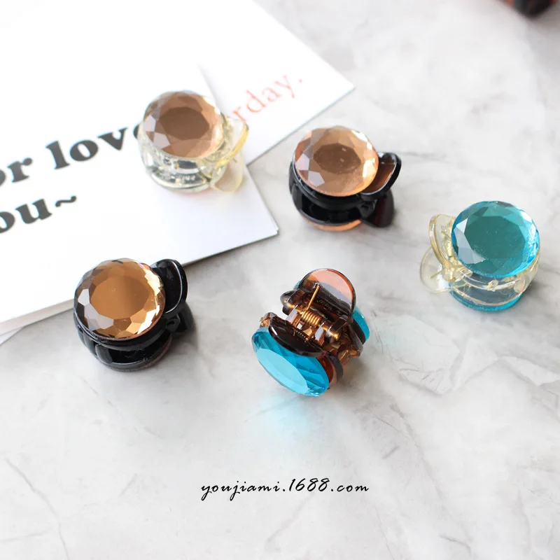 8770579452_2022991267