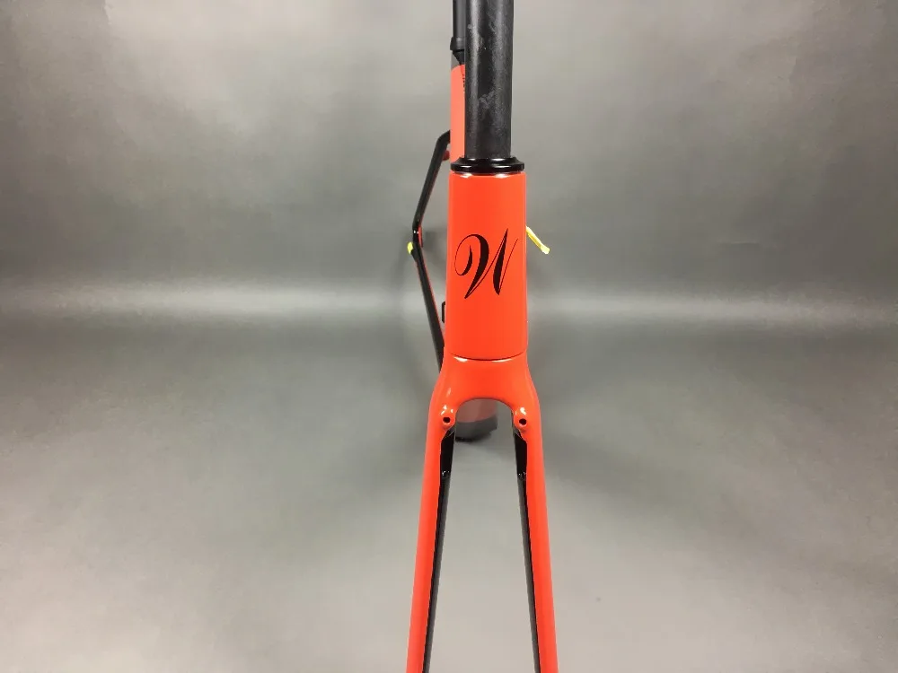 Excellent 2019 design super light FASTERWAY classic carbon road frameset D Brake carbon bike frame:Frameset+Seatpost+Fork+Clamp+Headset 44