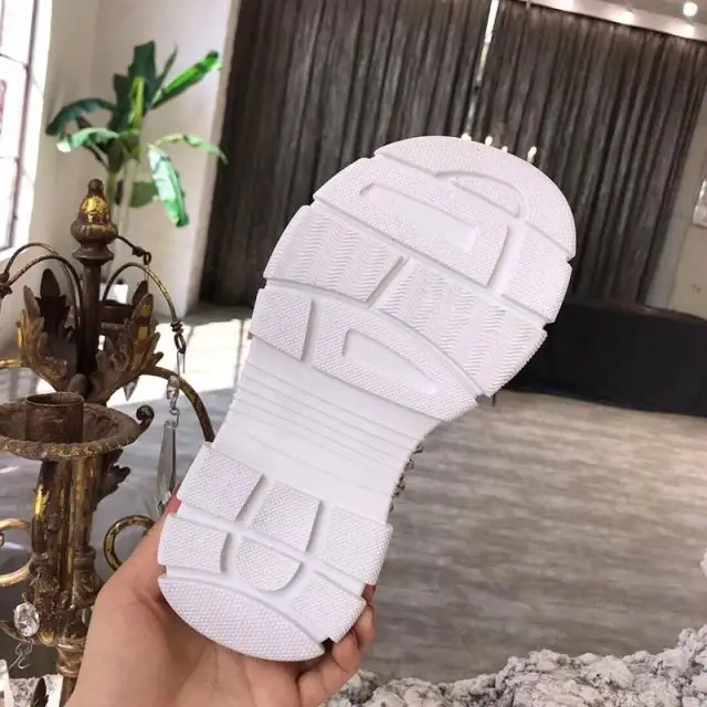 O1CN01FvTGff20vk70Pme6u_!!1105136912