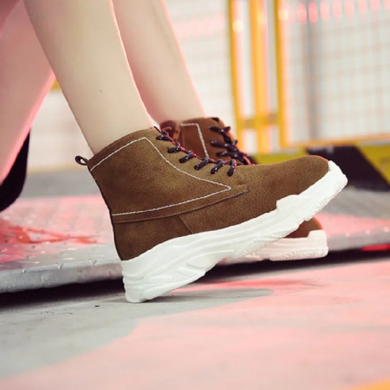 2018 Korean version of the new winter Martin boots women increased muffin bottom retro front with hip hop tide | Обувь