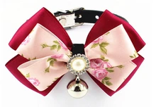 Nueva mascotas perros gatos de moda bowknot de la perla collares de perro collar de cuero de LA PU con la campana suministros cachorro mascotas productos 10 unids S M