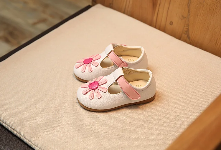 Желто-белая детская обувь с цветами для маленьких девочек; кожаная обувь на плоской подошве для девочек; школьная обувь принцессы; 1 От 3 до 7 лет