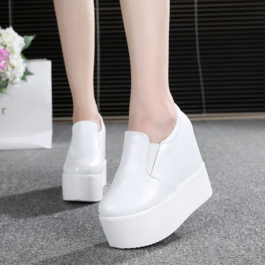 

New 2019 Women Creepers Pu Women Flats Platform Height Increasing Slip on Casual Ladies Loafers Shoes Dropshipping