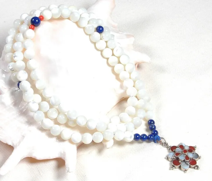 mother-of-pearl-108-beads-mala01d