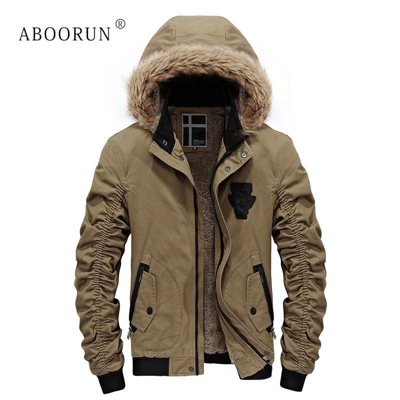 

ABOORUN Fashion Men's Winter Jacket with Fur Collar Khaki Thick Fleece Hooded Jacket Men's Casual Warm Coat Parka P8024