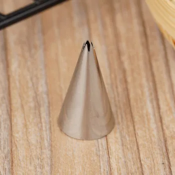 

#14 Small Size Open Star Icing Nozzle Piping Tip Cake Decorating Tips Royal Icing Pastry Tip Tools Bakeware Stainless Steel