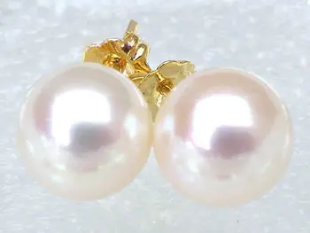 

Extremely luxurious 7.8mm AAA+++ round white akoya pearl earring 14k yellow gold