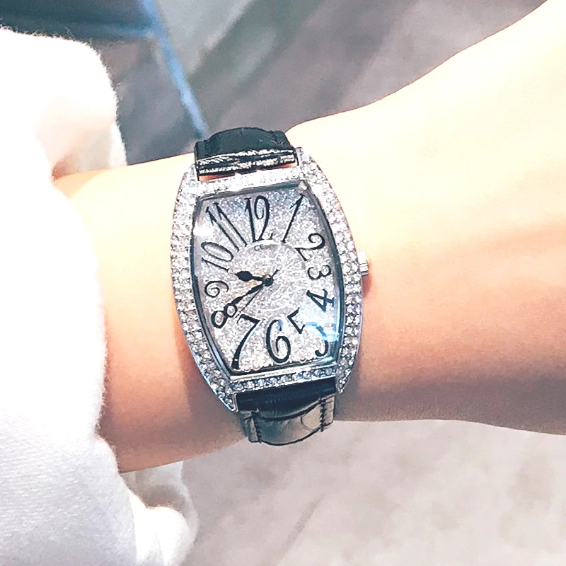 

Luxury Watches Women Diamond Barrel Type Dial Leather Wristwatches Elegant Ladies Dress Rhinestone Quartz Clock relogio feminino