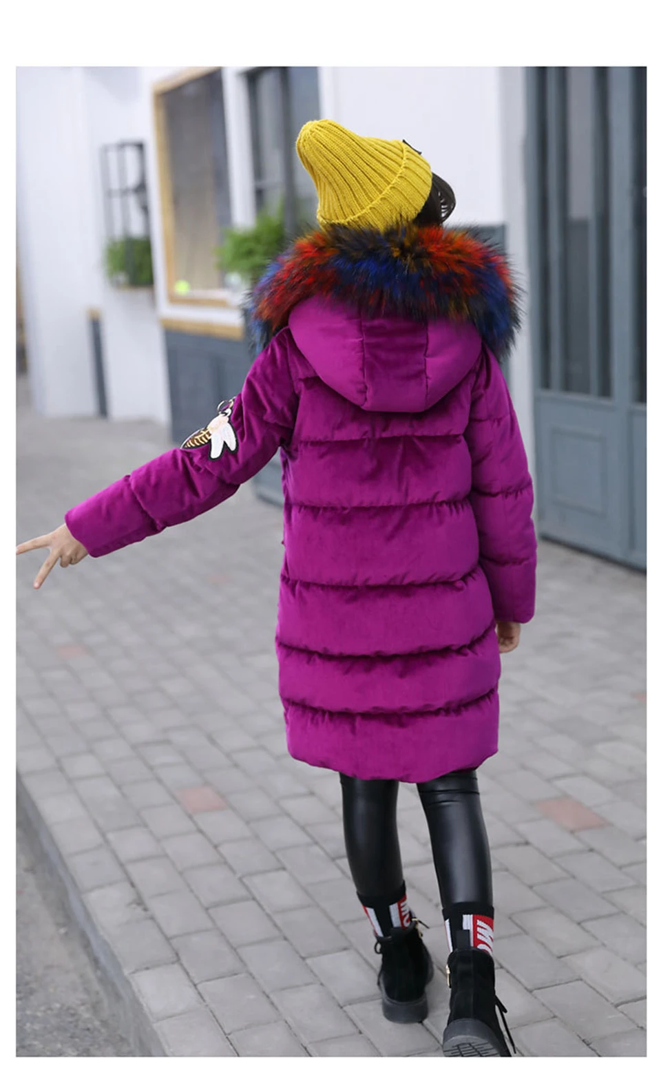 Г. Зимние куртки для девочек модные детские теплые парки с цветным мехом плотные длинные пуховые хлопковые пальто с капюшоном для девочек детская одежда