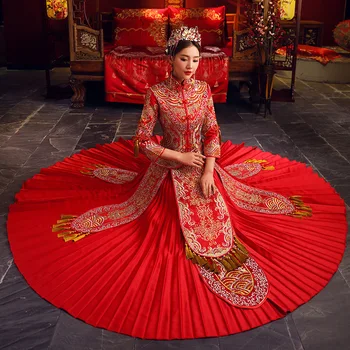 

Chinese Handmade Embroidery Qipao Women Red Wedding Pleated Dress Gown Flower Tassel Cheongsam Bride Gift Stage Show Clothing