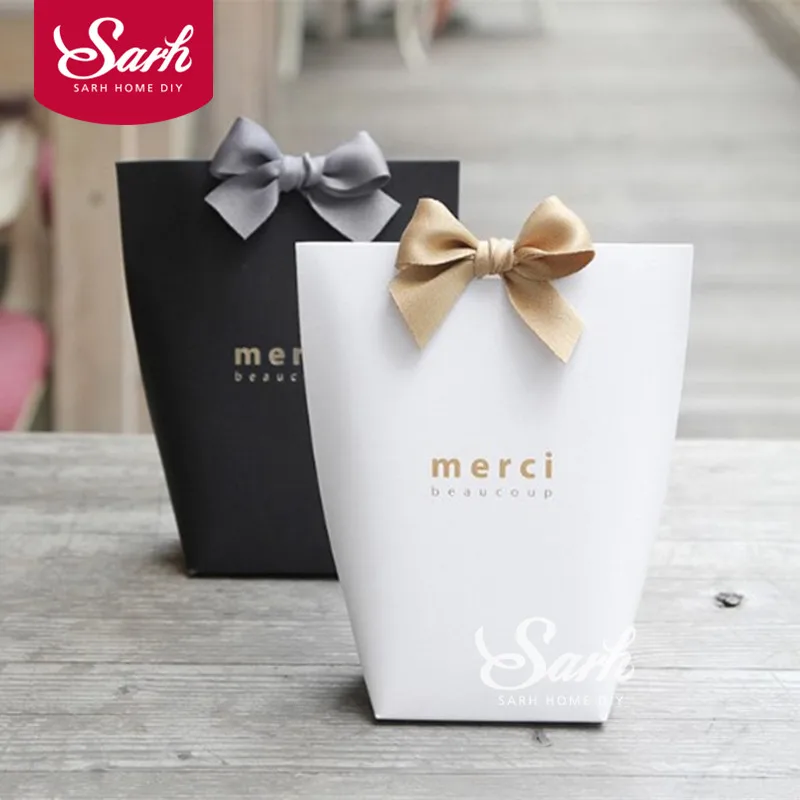 

10pcs/lot Simple White and Black "Merci" Gift Box Cake Box Chocolate Muffin Biscuits Box for Cookie Package DGH460