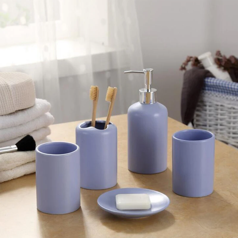

European Ceramic Bathroom Products Couple Cups Toothbrush Soap Holder Dish Bottle Home Hotel Accessories Set High Quality