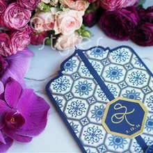 Cocostyles пользовательский китайский стиль высечки gatefold пригласительная карточка с Буле шаблон для традиционной китайской свадебной вечеринки