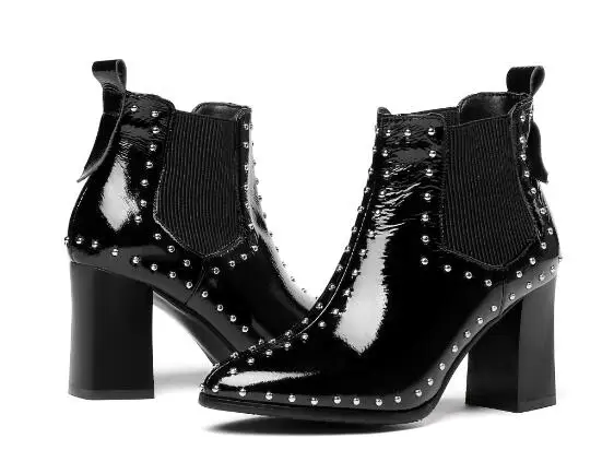 Martin boots Fashion short boots Women autumn and winter new black pointed toe high heel ankle boots Ladies chunky heel boots Martin boots Fashion short boots Women autumn and winter new black pointed toe high heel ankle boots Ladies chunky heel boots