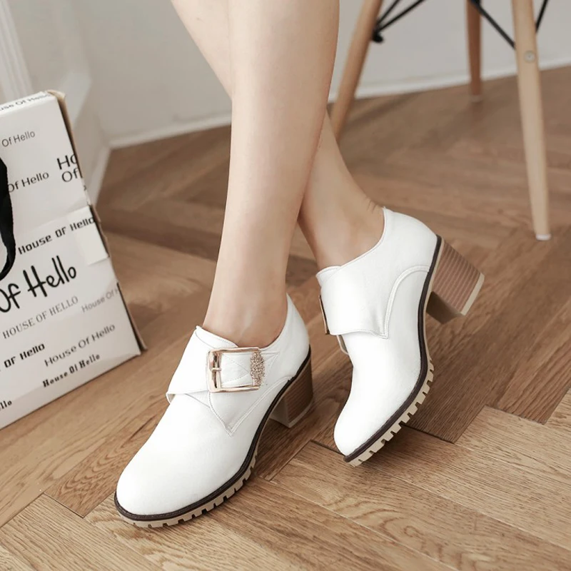 

2015 spring and Autumn period new female boots casual comfort with short boots thick heel and ankle boots bare boots white shoes