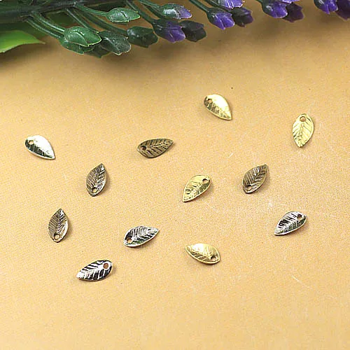 

4*7mm Brass Vintage Flower Leaf Tiny Charms Metal Links Wraps Finding Necklace Settings DIY Stuffs Jewelry Making Accessories