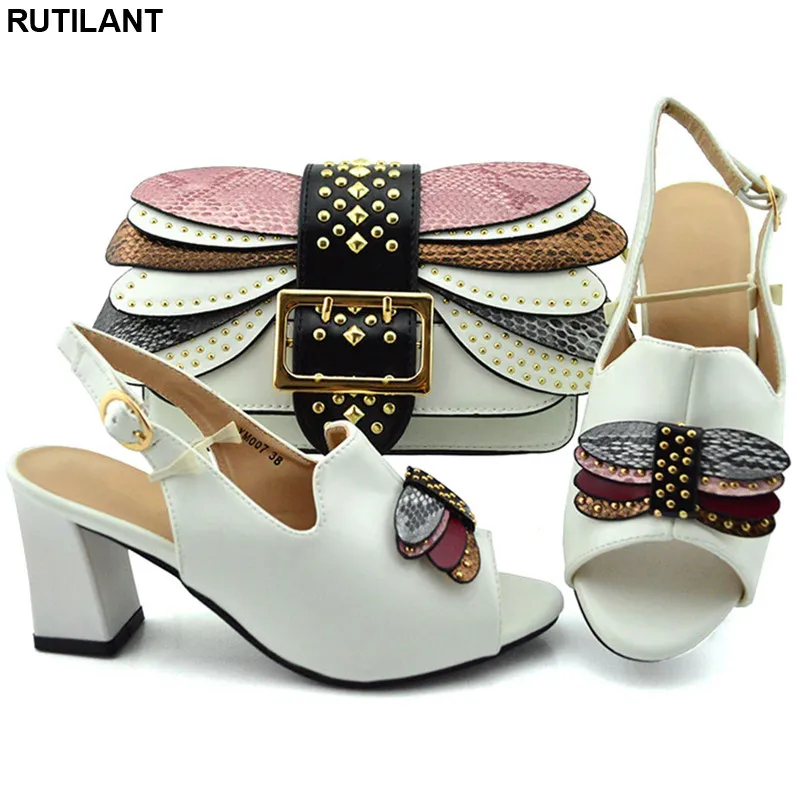 Nieuwste Schoen En Tas Italiaans Design Set Nigeriaanse Vrouwen Bruiloft Schoenen Met Bijpassende Tas Set Blok Hak Schoenen Plus Size schoenen Hak Nieuwste Schoen En Tas Italiaans Design Set Nigeriaanse Vrouwen Bruiloft Schoenen Met Bijpassende Tas Set Blok Hak Schoenen Plus Size schoenen Hak