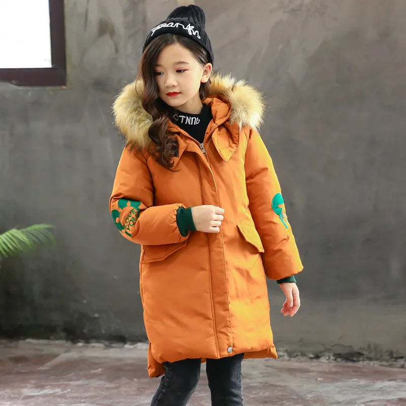 Теплая зимняя одежда для девочек пальто на возраст от 3 до 13 лет Новинка года, детская утепленная куртка зимний комбинезон с капюшоном, длинная верхняя одежда детская хлопковая парка - Цвет: caramel colour