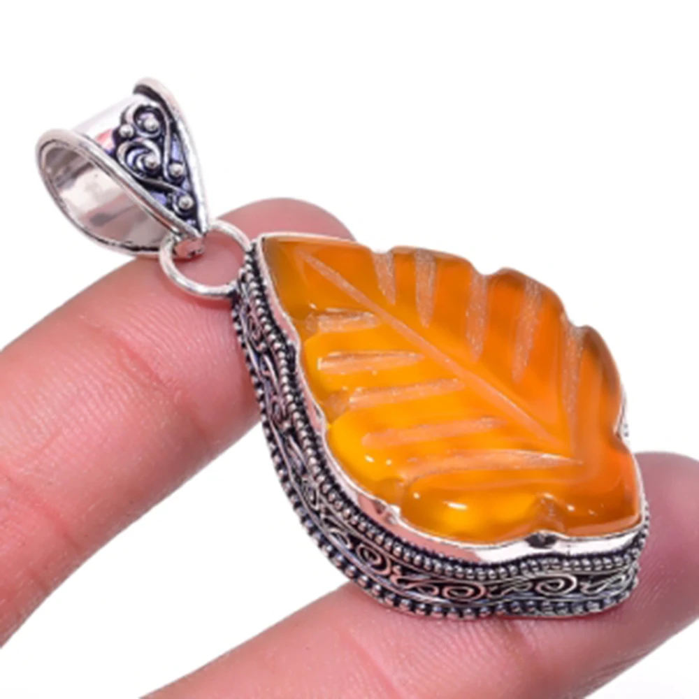 

Carved-Leaf Pendant Silver Overlay over Copper, USA Size 55mm , P6403