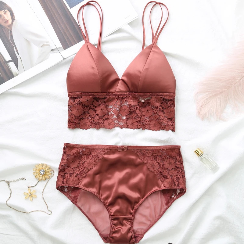 

French Sexy Ultrathin Silk Satin Triangle Cup Bras panties Seamless Sleepwear Underwear Ladies Brassiere Set Sexy Lingerie