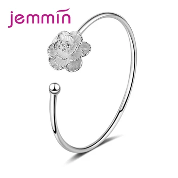 

Korean Style Fashion Elegant Women 925 Sterling Silver Cuff Bangle For Ladies Attending Cocktail Party Dress Charm